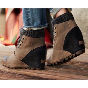 SOREL Joanie Sweater Wedge Ankle Booties  SZ 8